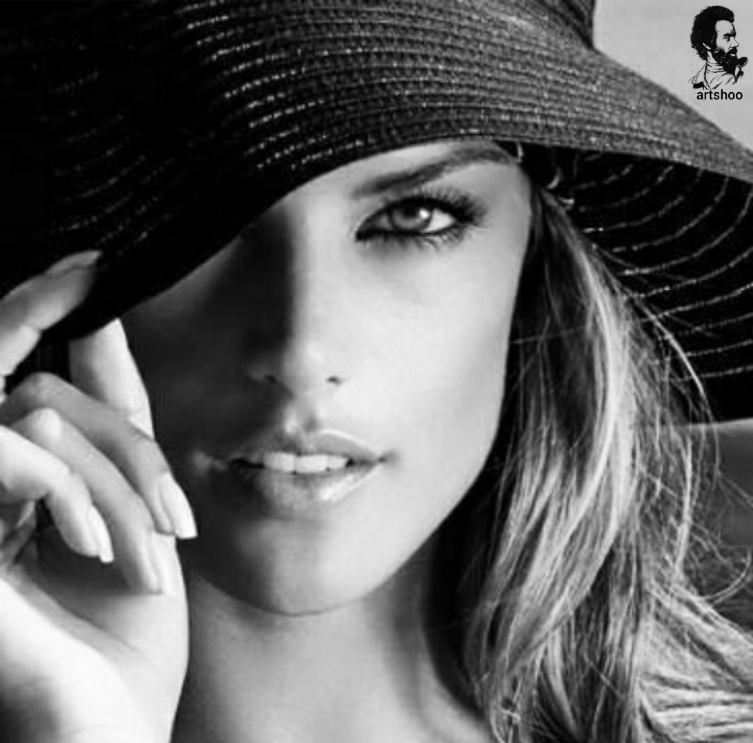 مدل سیاه قلم اورژینال